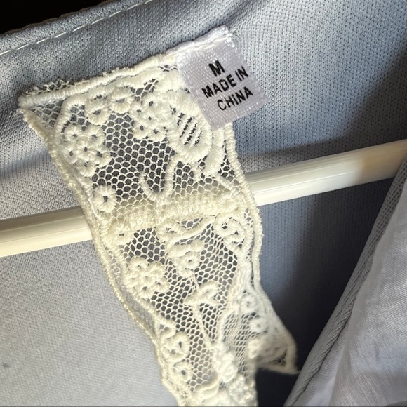 Sadie & Sage Violet Hour Ruffle Wrap Dress sz M - Picture 6 of 6